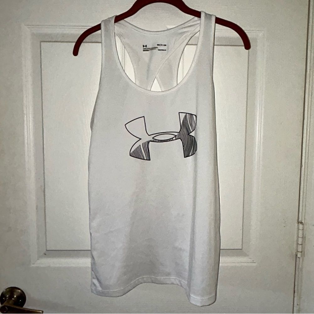 Under Armour Athletic Sleeveless Top Shirt